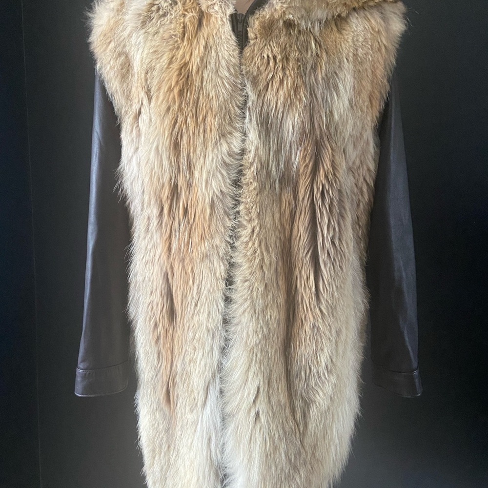Women's Real Coyote Fur coat size small